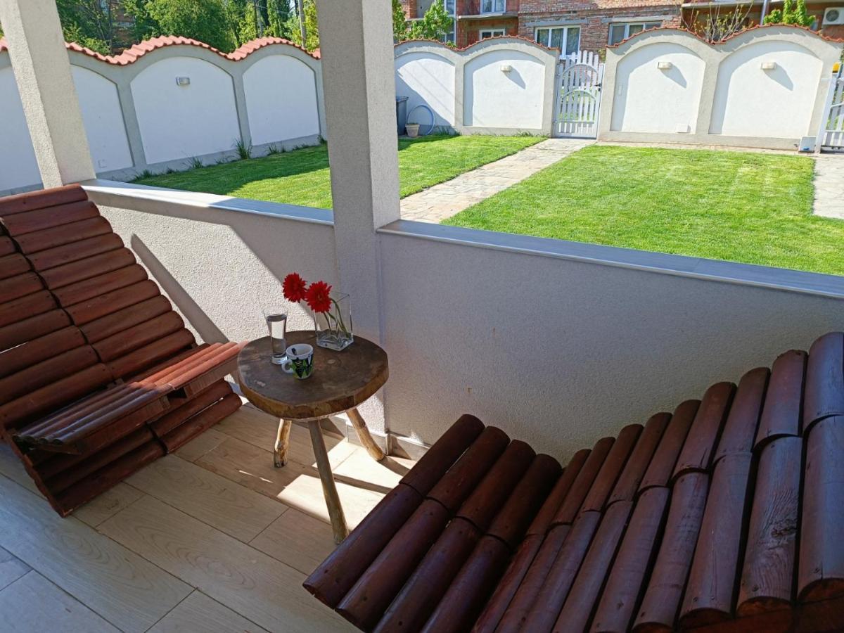 Serbian Home With Garden Krnjaca Exterior foto