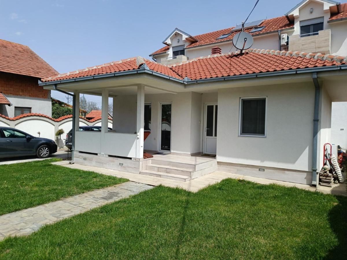 Serbian Home With Garden Krnjaca Exterior foto